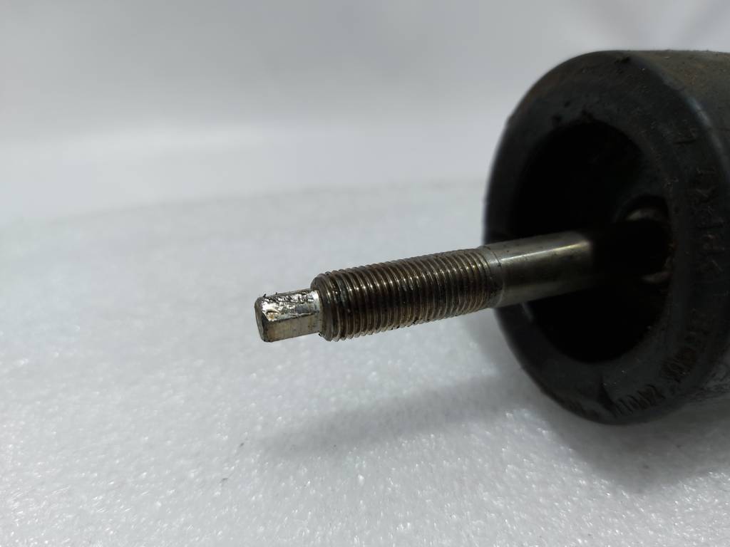 328i xdrive Амортизатор задний левый/правый BMW 328i xDrive 2010-2013 33526796469 BMW 328i xDrive 2