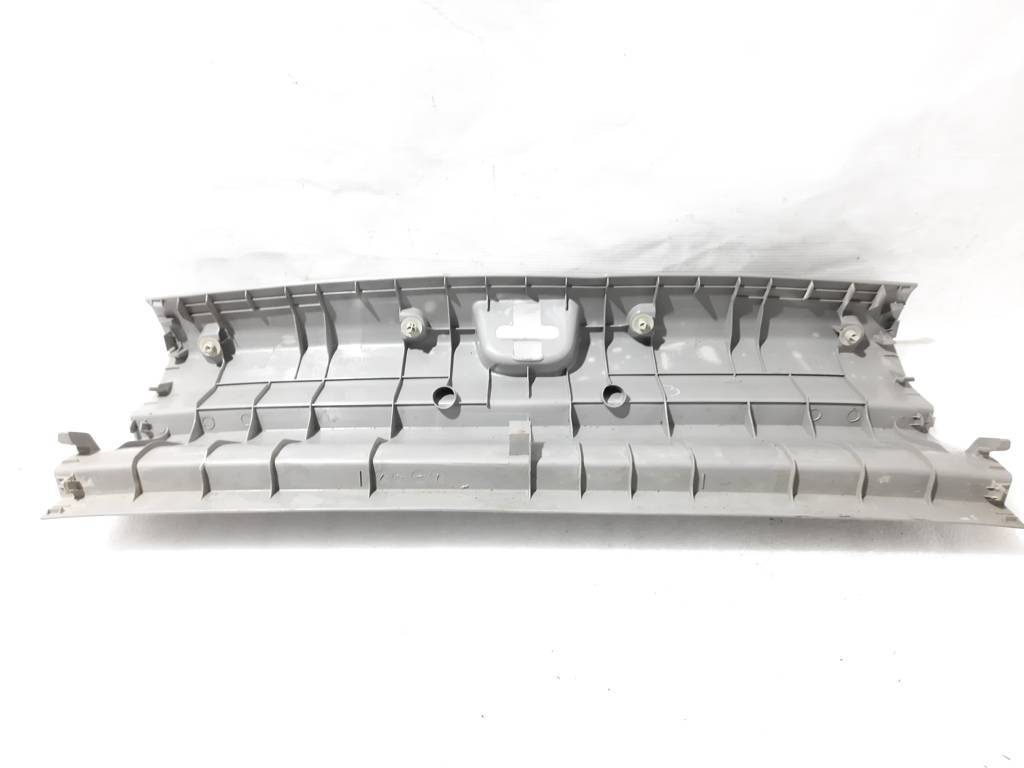 Insight Накладка задньої панелі багажного відділення Honda Insight 2010-2014 84640TM8A01ZA Honda Insight 12 Insight Накладка задньої панелі багажного відділення Honda Insight 2010-2014 84640TM8A01ZA Honda Insight 12