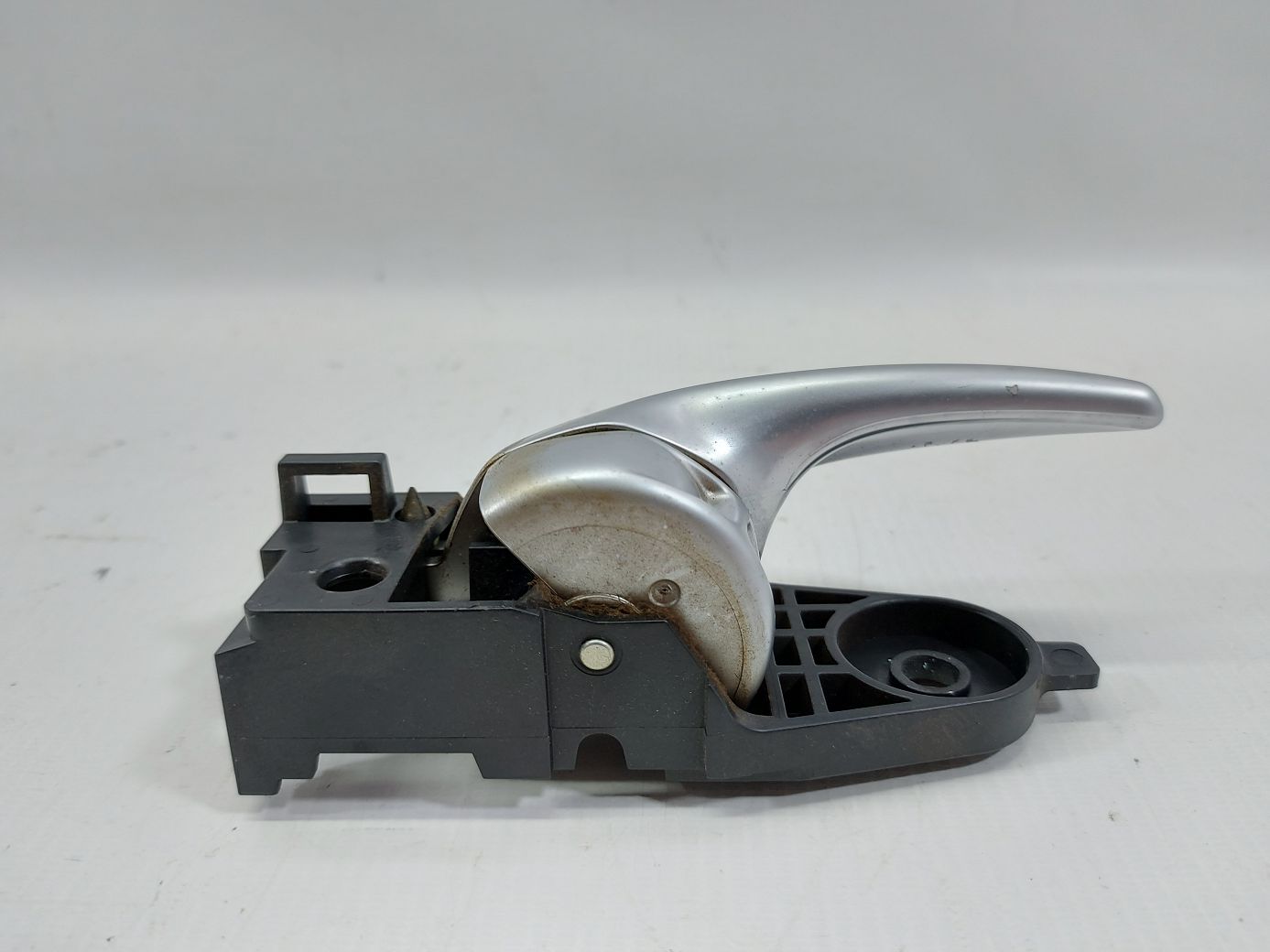 200 Ручка дверей задньої правої внутрішня (сіра) Chrysler 200 2015-2017 68249054AA Chrysler 200 4