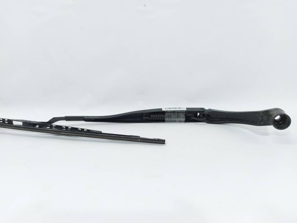 Dart Рычаг стеклоочистителя правый Dodge Dart 2013-2019 68156264AA Dodge Dart 9