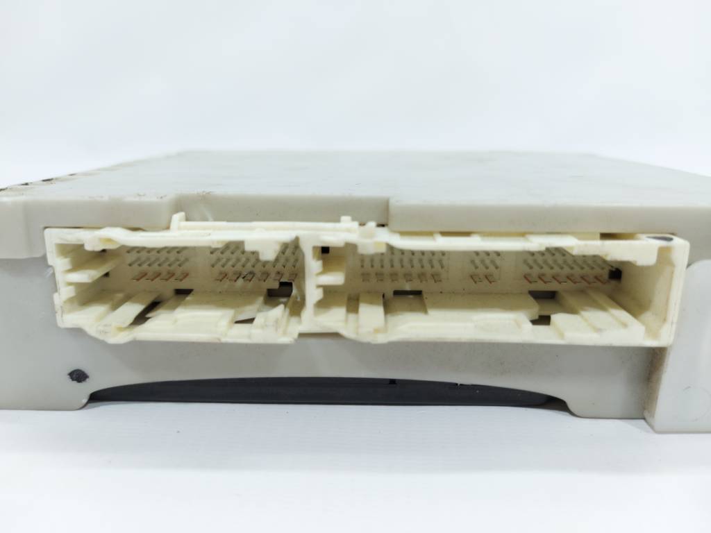 Scion iq Блок запобіжників Toyota Scion IQ 2012-2015 8273074050 Toyota Scion IQ 3 Scion iq Блок запобіжників Toyota Scion IQ 2012-2015 8273074050 Toyota Scion IQ 3