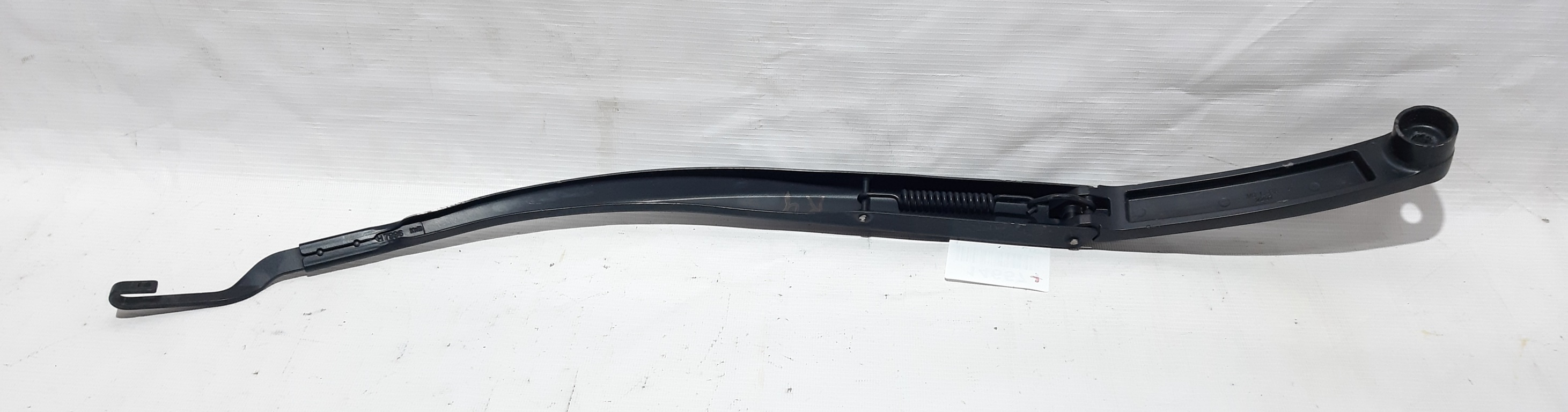 Cadenza Рычаг стеклоочистителя левый Kia CADENZA 2014-2016 983113R000 Kia CADENZA 2