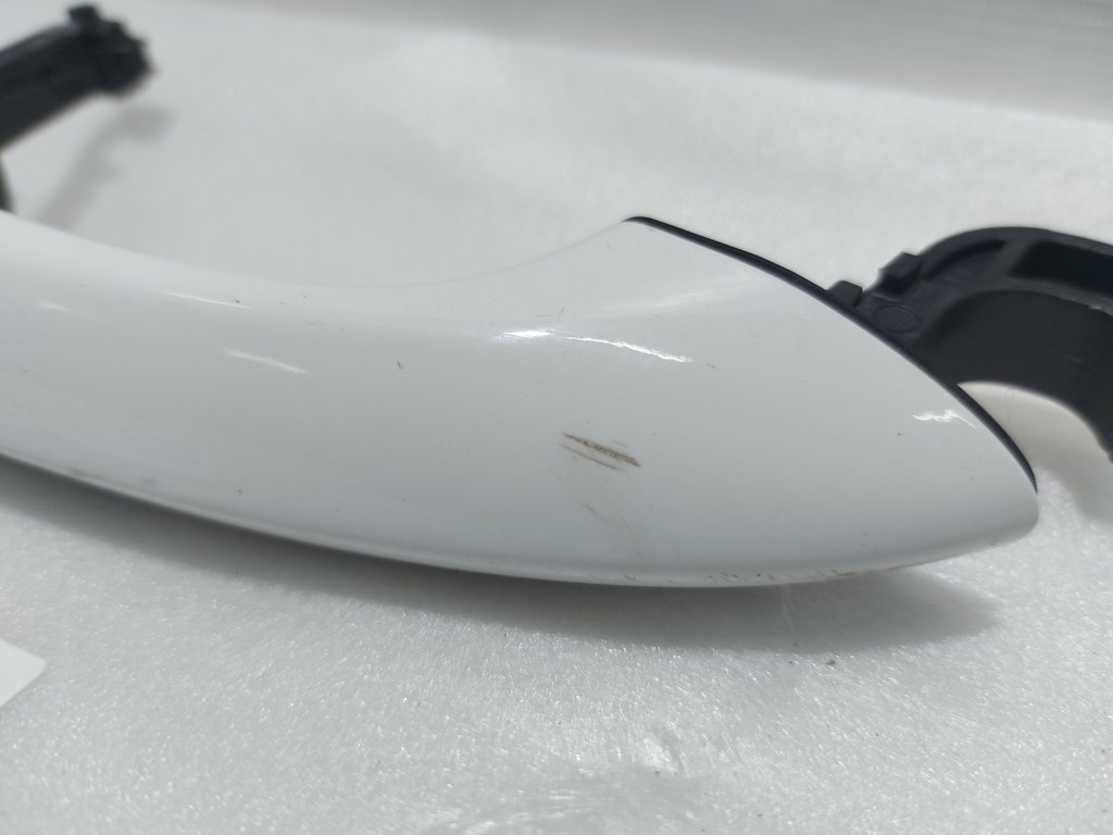 Cruze Ручка дверей задньої лівої зовнішня Chevrolet Cruze 2017 13531198 Chevrolet Cruze 3