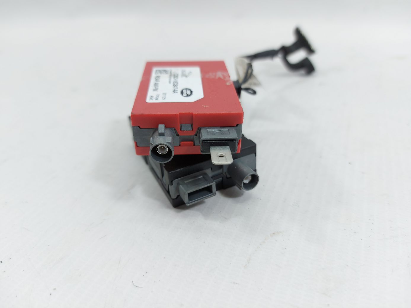 Xf Підсилювач антени Jaguar XF 2012 C2Z16140 Jaguar XF 4 Xf Підсилювач антени Jaguar XF 2012 C2Z16140 Jaguar XF 4