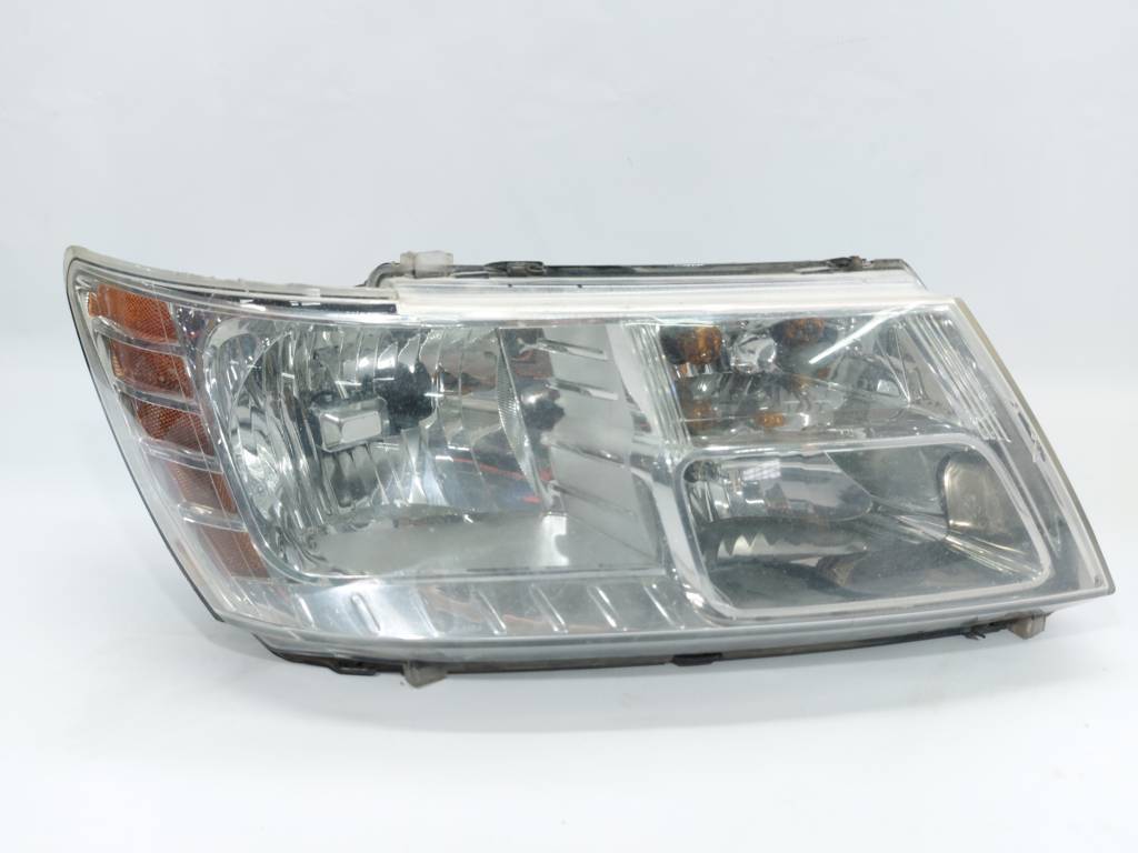 Товары с дефектами. Фара передняя правая (дефект) Dodge Journey 2009-2020 5116288AD Dodge Journey
