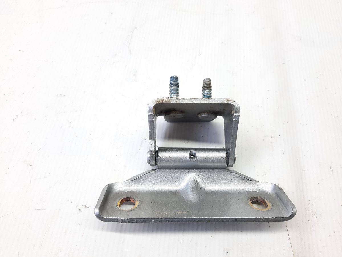 Equinox Петля кришки багажника ліва/права Chevrolet Equinox 2010-2017 23227630 Chevrolet Equinox 11