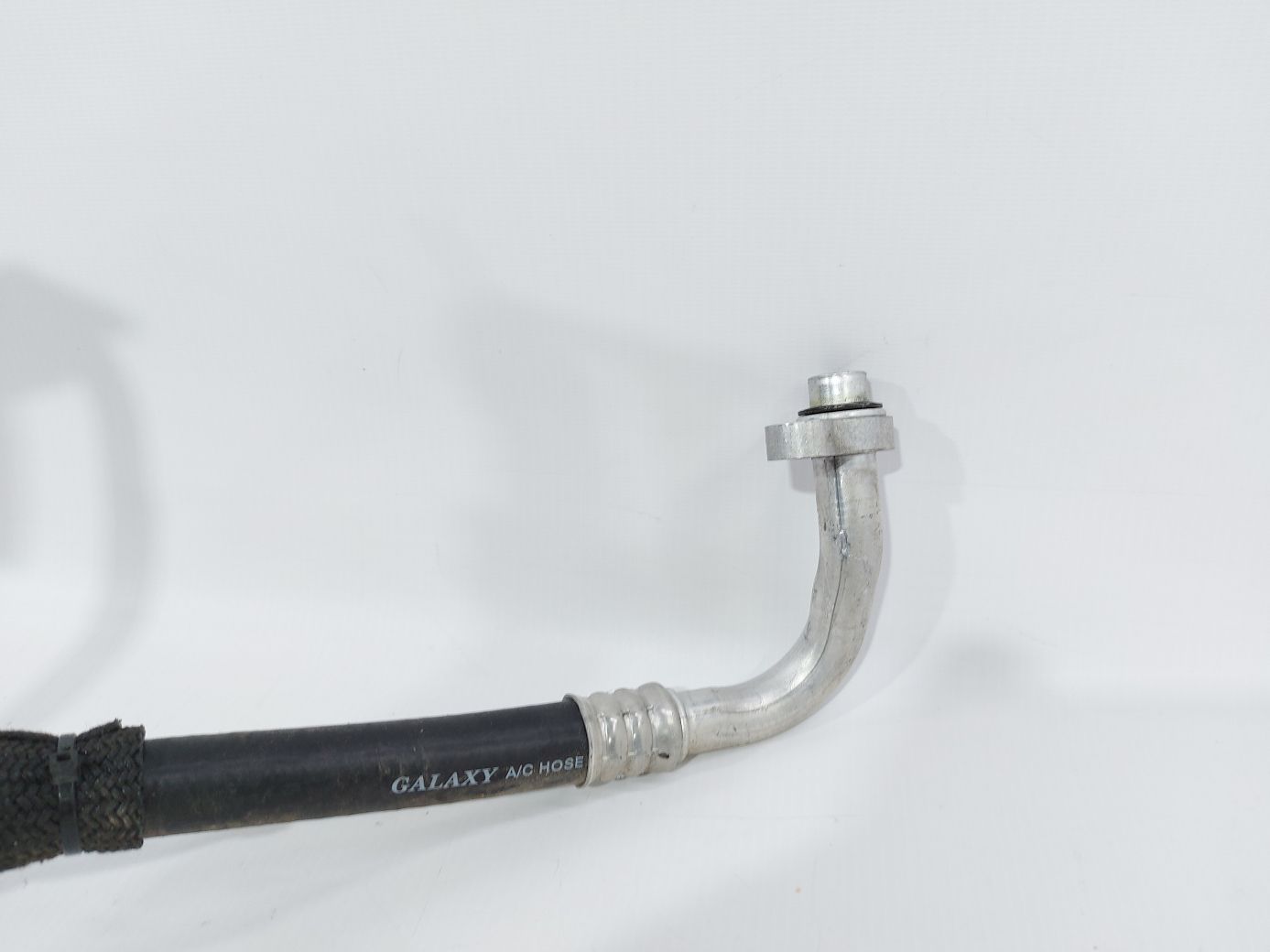 Malibu Трубка кондиціонера піч-конденсер Chevrolet Malibu 2016-2021 84421275 Chevrolet Malibu 7