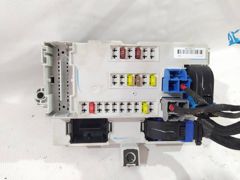 200 Блок управления кузовом Chrysler 200 2015-2017 68145625AJ Chrysler 200 9