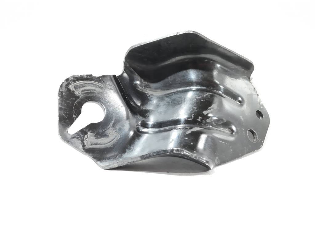 Fusion hybrid Кронштейн заднього підрамника правий Ford Fusion Hybrid 2013-2020 E1GZ5084A Ford Fusion Hybrid 3