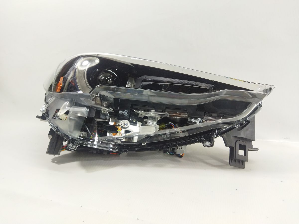 Фари головного світла Фара передня права Mazda CX-5 2017-2020 KL2L51031C Mazda CX-5 3