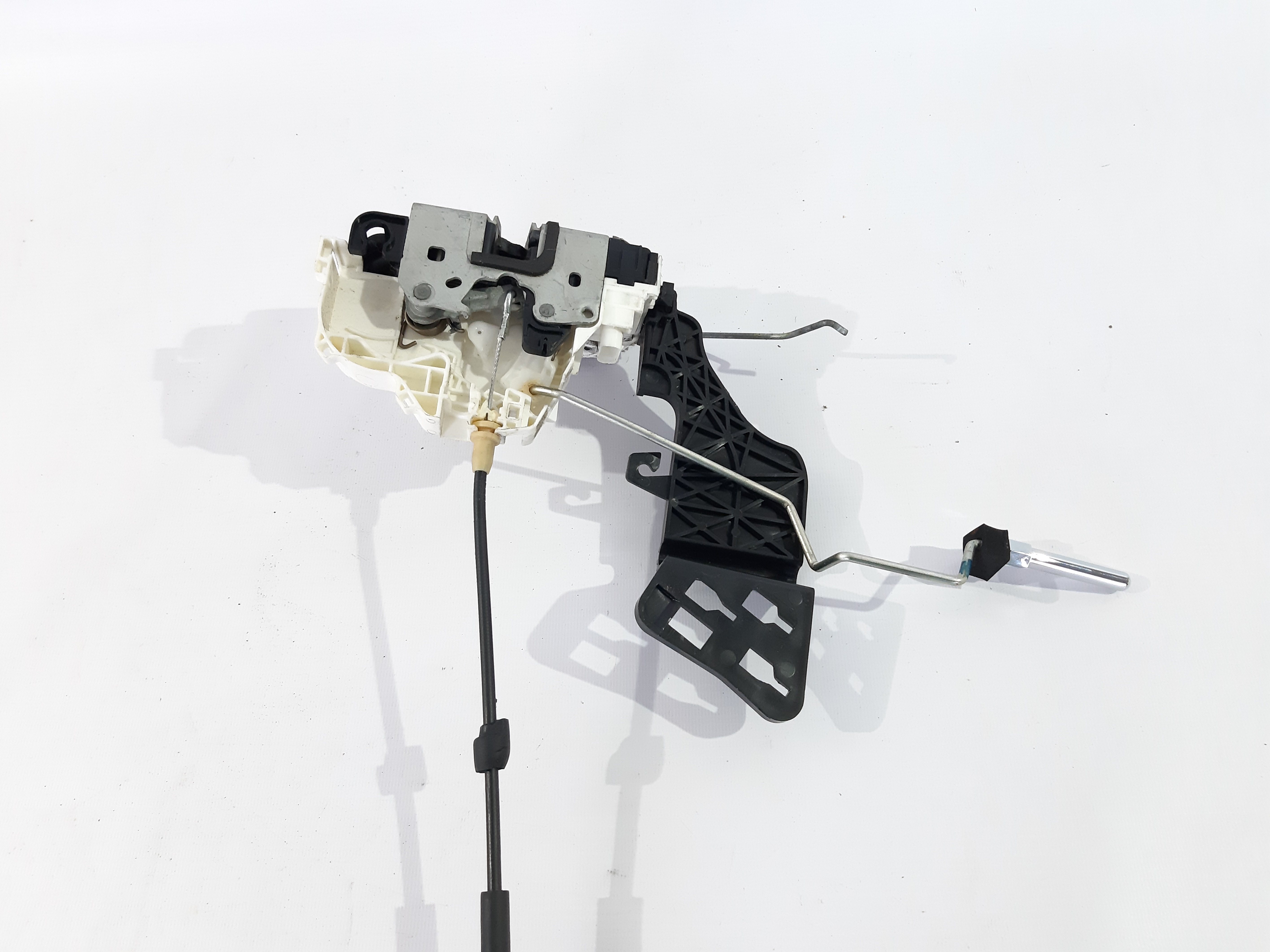 200. Засувка (замок) двері передньої лівої Chrysler 200 2013 4589239AL Chrysler 200 200. Засувка (замок) двері передньої лівої Chrysler 200 2013 4589239AL Chrysler 200