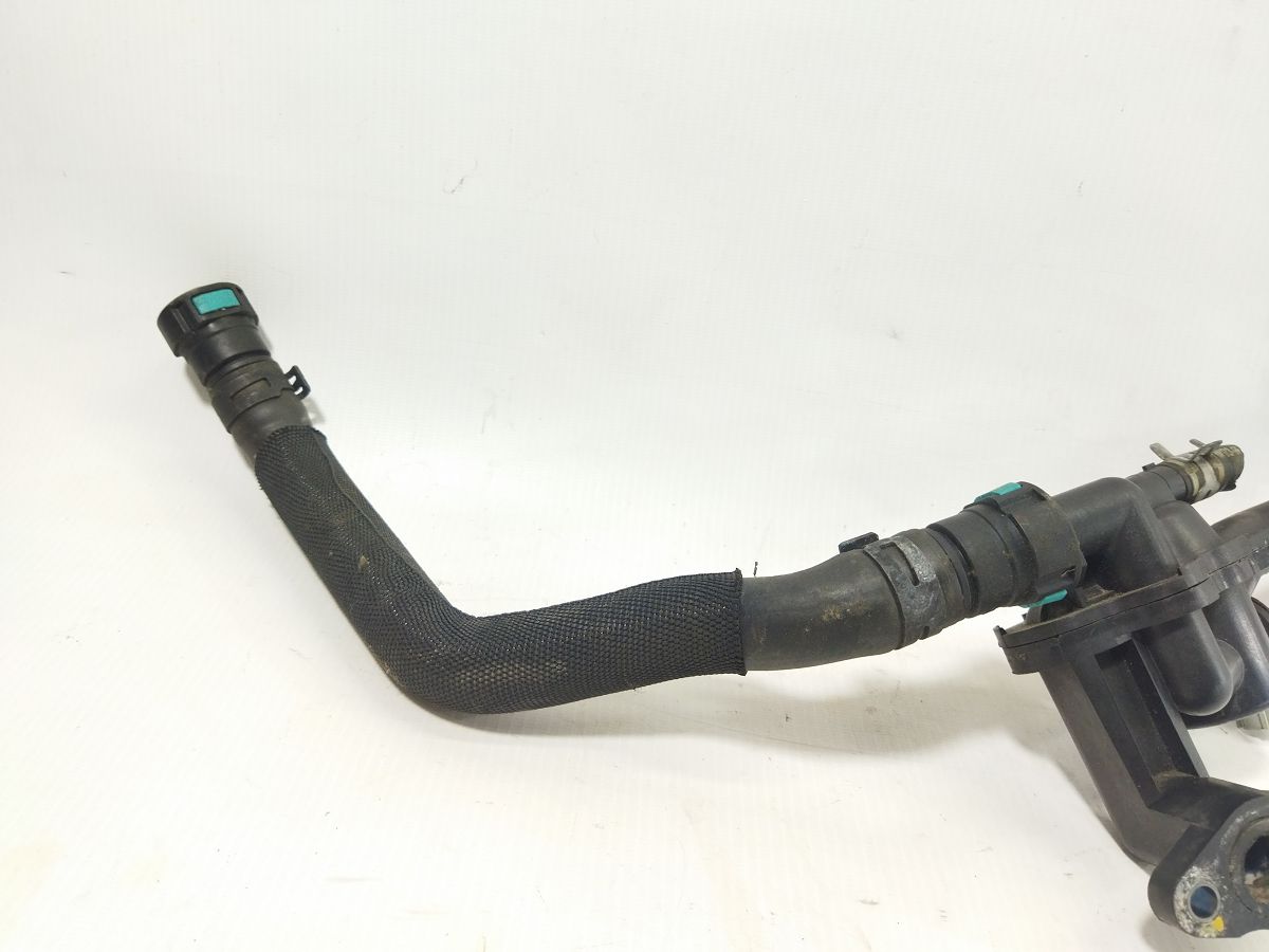 Xf Фланець охолоджувальної рідини двигуна впускний Jaguar XF 2010-2015 AJ814056 Jaguar XF 2