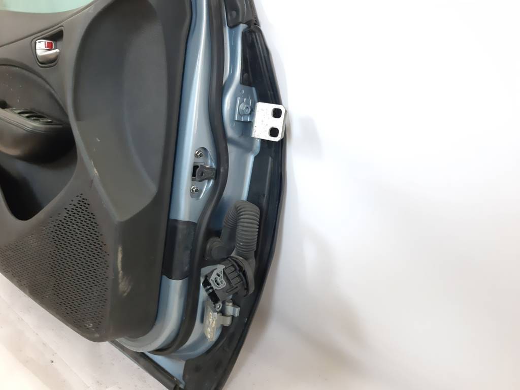 Dart Дверь передняя левая Dodge Dart 2012-2016 68158725AD Dodge Dart 68