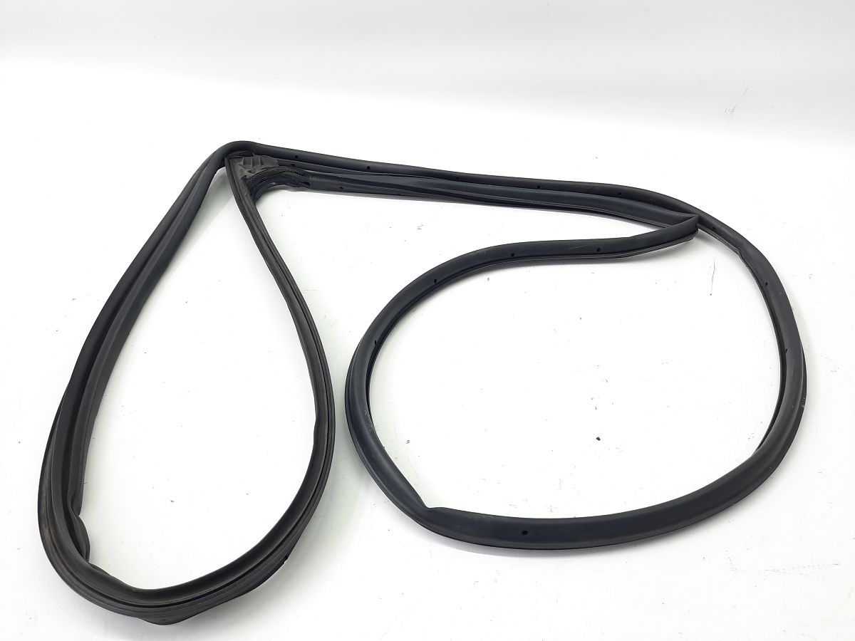 6 Уплотнительная резинка двери передней левой Mazda 6 2014-2017 GHP959760C Mazda 6 5