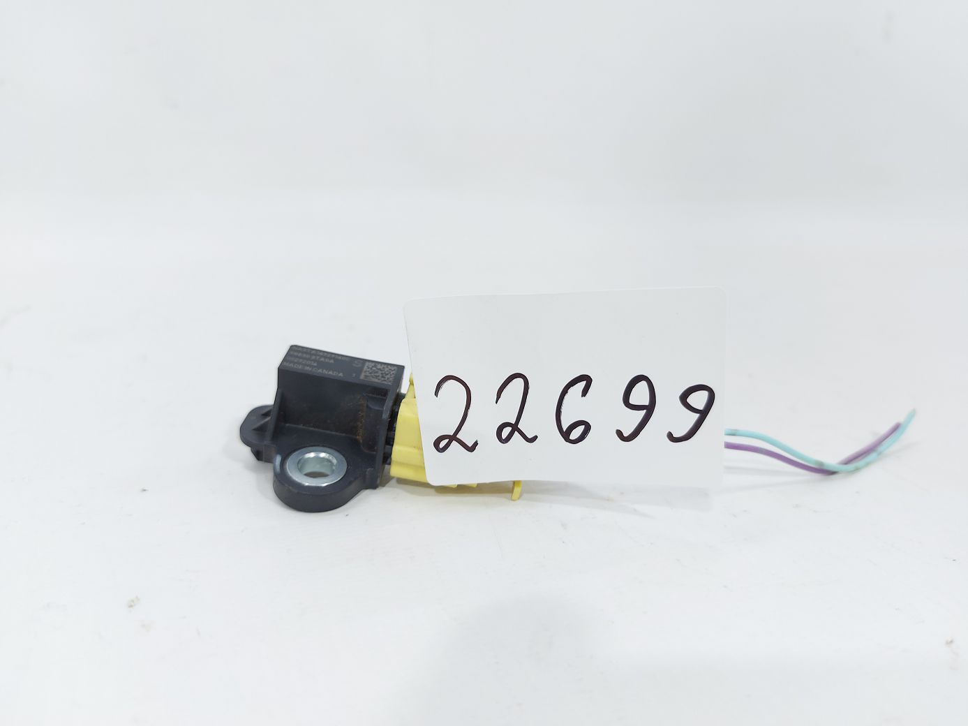 Altima Датчик удара Nissan Altima 2013-2018 988303TA0A Nissan Altima 4