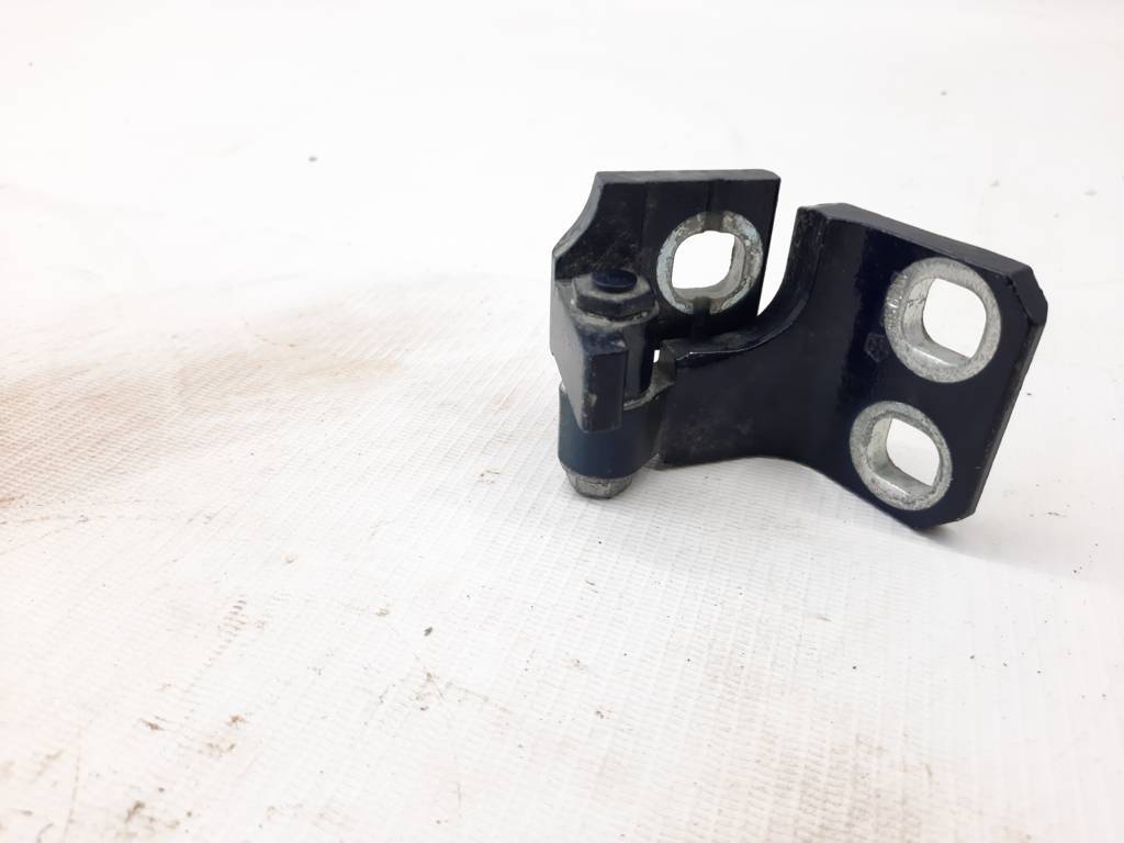 Dart Петля дверей задньої/передньої правої верхня Dodge Dart 2013-2019 68082432AE Dodge Dart 13