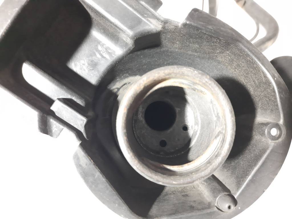 Patriot Заливная горловина Jeep Patriot 2007-2017 5105806AD Jeep Patriot 9