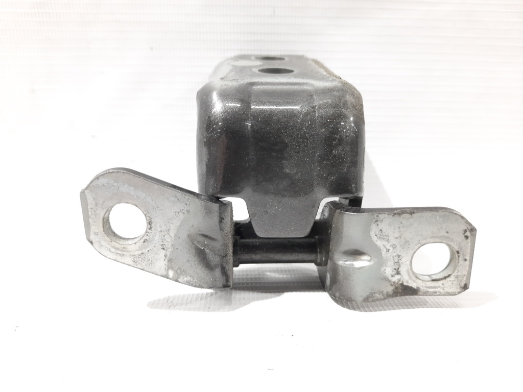 3 Петля двері задньої нижня права Mazda 3 2013-2019 KD5372240A Mazda 3 11