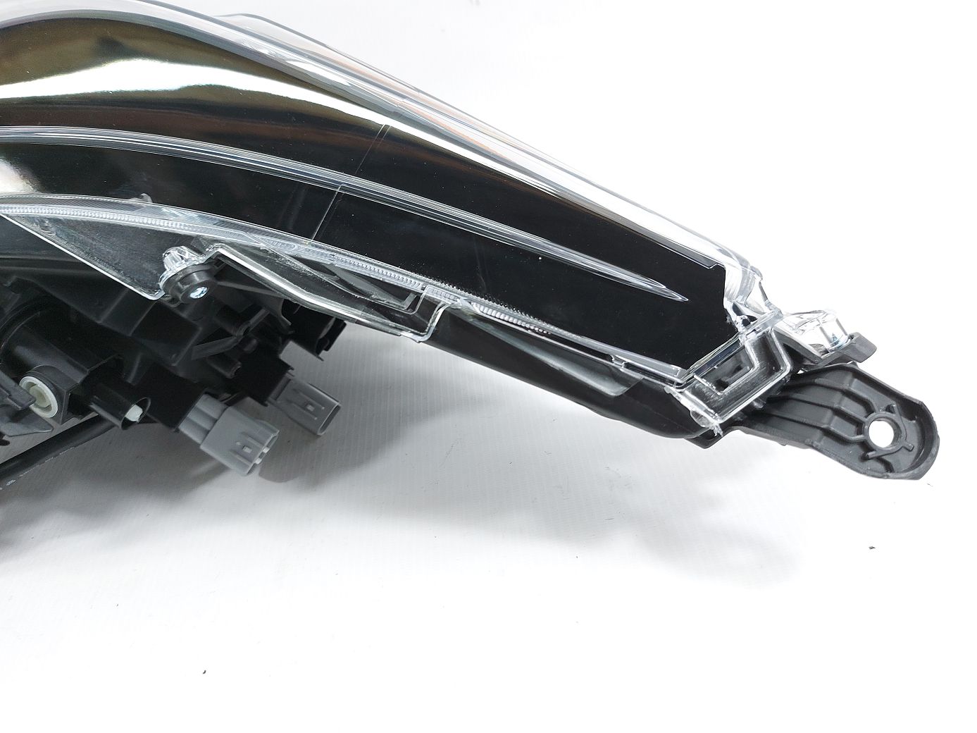Фары головного света Фара передняя правая (SE/XSE) Toyota Corolla 2019-2021 8111002S50 Toyota Corolla 8