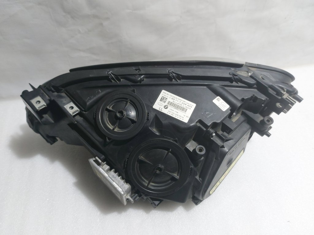 7 series Фара передня права BMW 7 2009-2012 63117228424 BMW 7 5