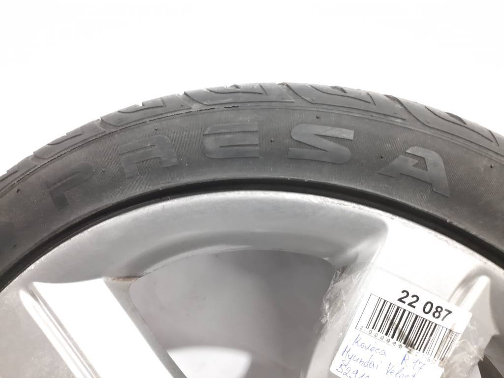 Veloster Колеса R17 Hyundai Veloster 2012-2014 529102V050 Hyundai Veloster 12