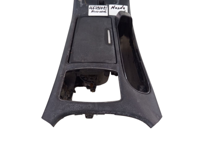 6 Консоль центральная Mazda 6 2014-2015 GHP9-64-420D-02 Mazda 6 9