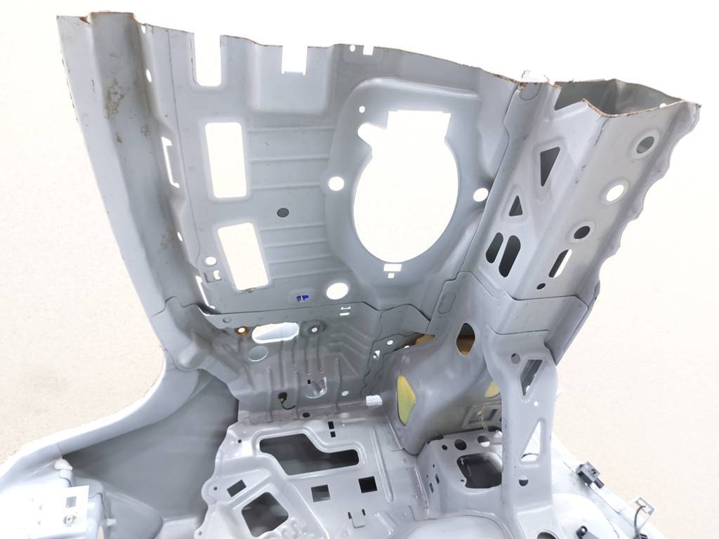 Cruze Чверть задня ліва Chevrolet Cruze 2016-2019 42713945 Chevrolet Cruze 14