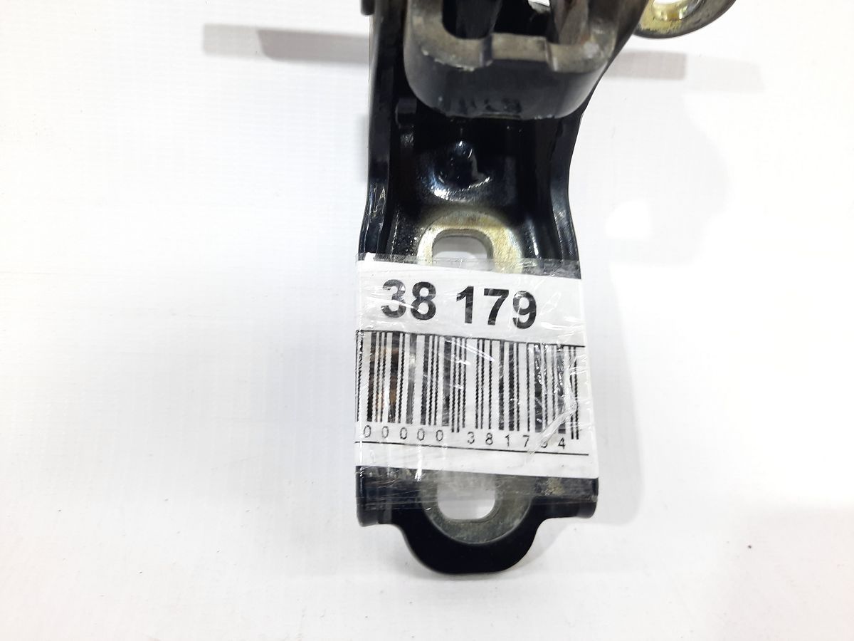 Ats Петля двері задньої лівої нижня Cadillac ATS 2013-2018 13501715 Cadillac ATS 2