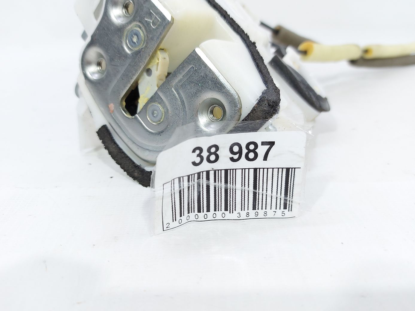 2 Замок дверей задньої правої Mazda 2 2011-2014 D65172310D Mazda 2 4 2 Замок дверей задньої правої Mazda 2 2011-2014 D65172310D Mazda 2 4