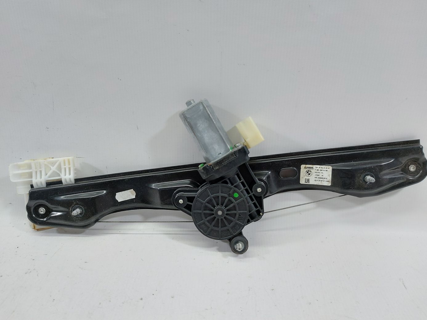 328i xdrive Склопідйомник дверей задньої правої BMW 328i xDrive 2012-2016 51357281888 BMW 328i xDrive 3