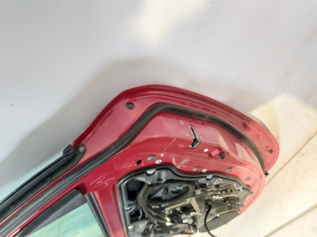 Dart Дверь задняя правая Dodge Dart 2013-2019 68158726AD Dodge Dart 55