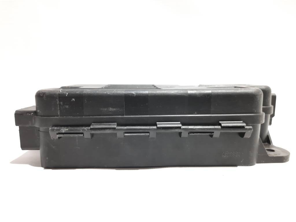Passat s Клема АКБ плюсова Volkswagen Passat S 2012-2018 561937548 Volkswagen Passat S 3