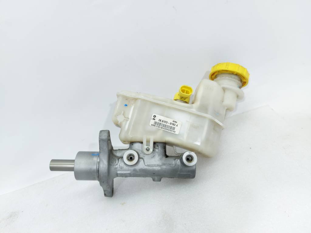 Dart Главный тормозной цилиндр Dodge Dart 2013-2019 68192615AA Dodge Dart 16