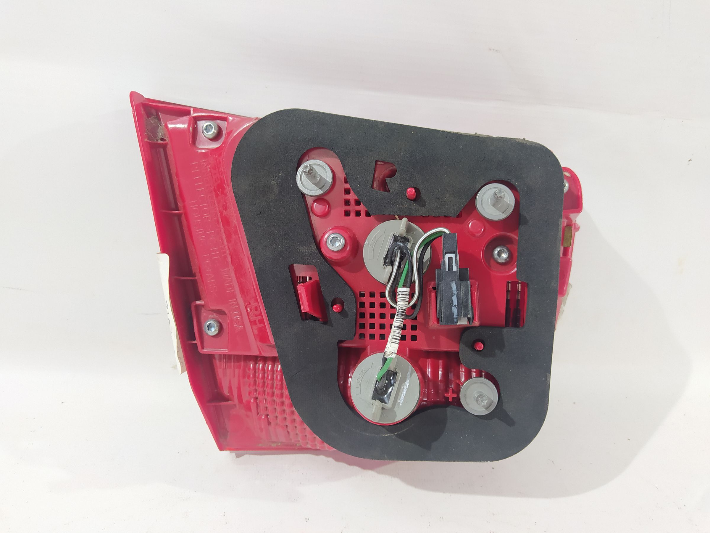 Malibu Ліхтар кришки багажника правий Chevrolet Malibu 2013-2018 22907312 Chevrolet Malibu 4 Malibu Ліхтар кришки багажника правий Chevrolet Malibu 2013-2018 22907312 Chevrolet Malibu 4