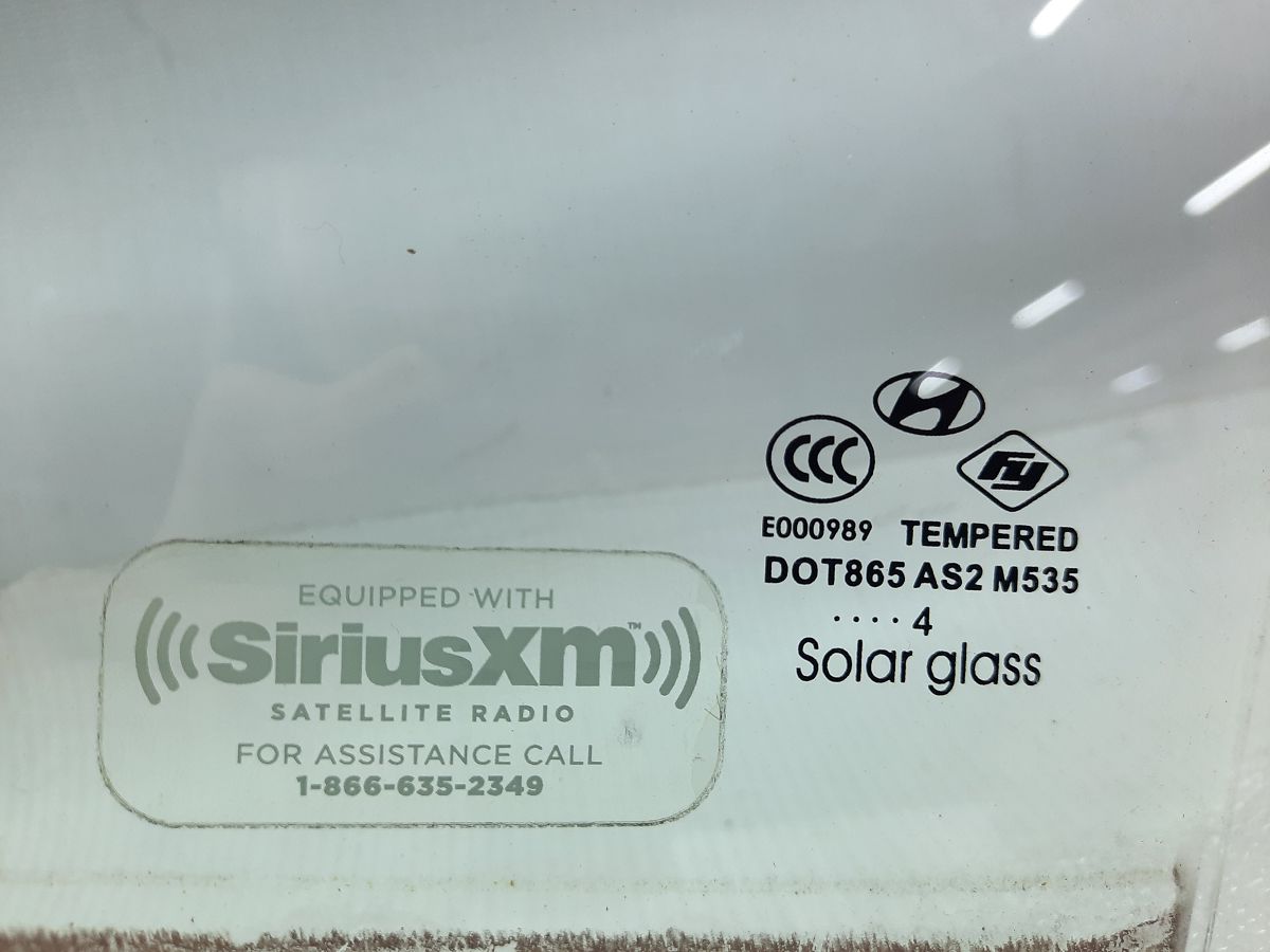 Sonata Скло дверей задньої лівої Hyundai Sonata 2011-2015 834103S010 Hyundai Sonata 6