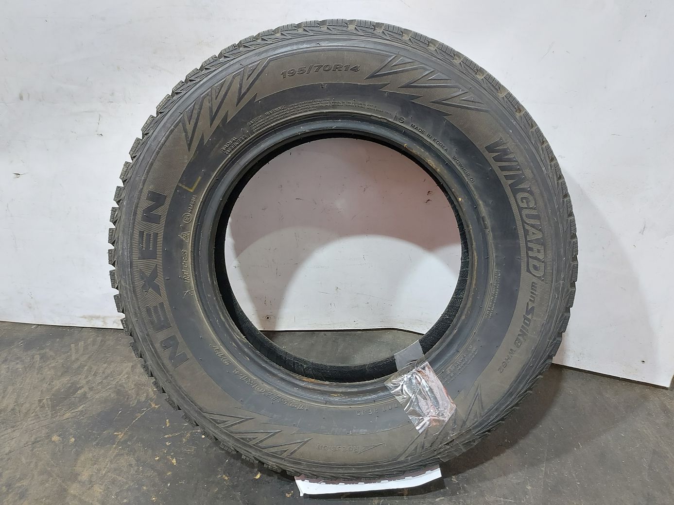  Гума Nexen Winguard 195/70R14 (L 300) 6