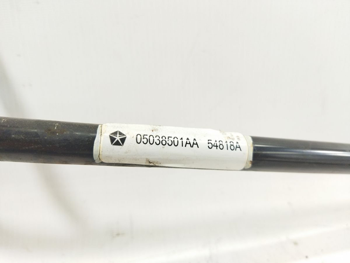 Charger Трубка системи охолодження метал права Dodge Charger 2009-2023 5038501AA Dodge Charger 4 Charger Трубка системи охолодження метал права Dodge Charger 2009-2023 5038501AA Dodge Charger 4