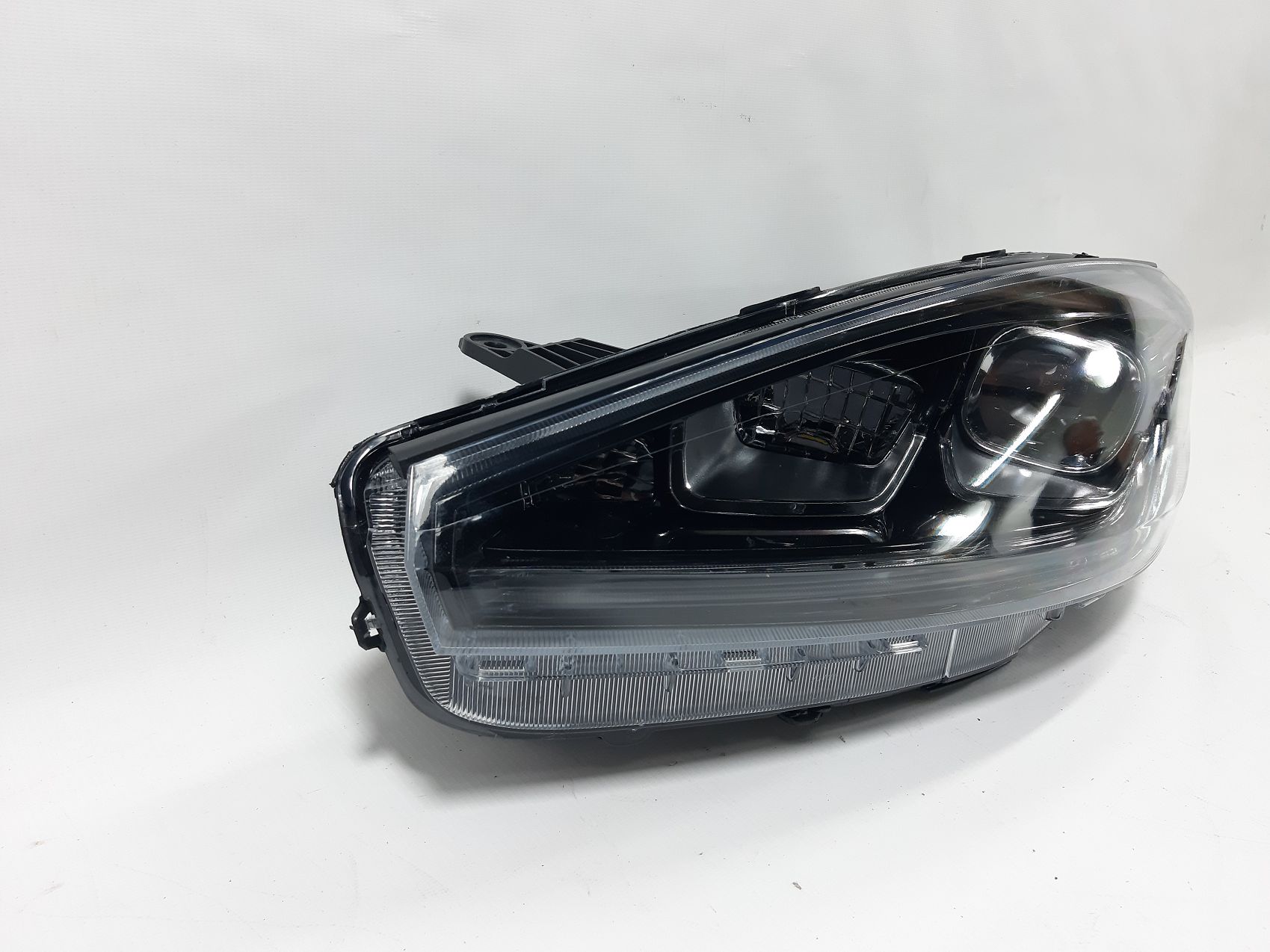 Фары головного света Фара передняя левая Weltmeister EX-5 2020 E58940X3025W248 Weltmeister EX5 2