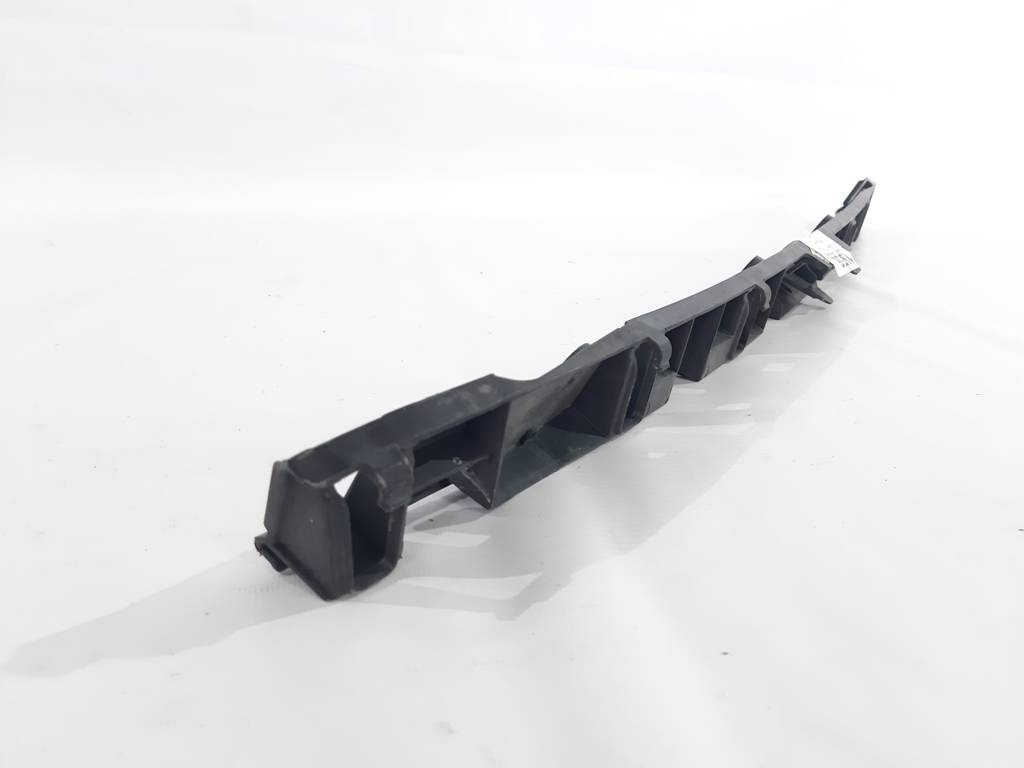 Jetta sedan Крепление заднего бампера центральное Volkswagen Jetta sedan 2011-2014 5C6807863 Volkswagen Jetta sedan 3