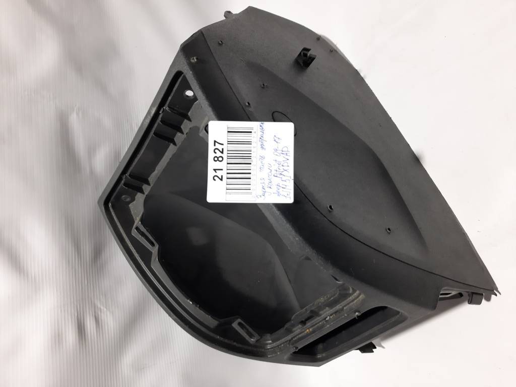 Patriot. Задня частина центральної консолі Jeep Patriot 2009-2017 1JM51XDVAD Jeep Patriot