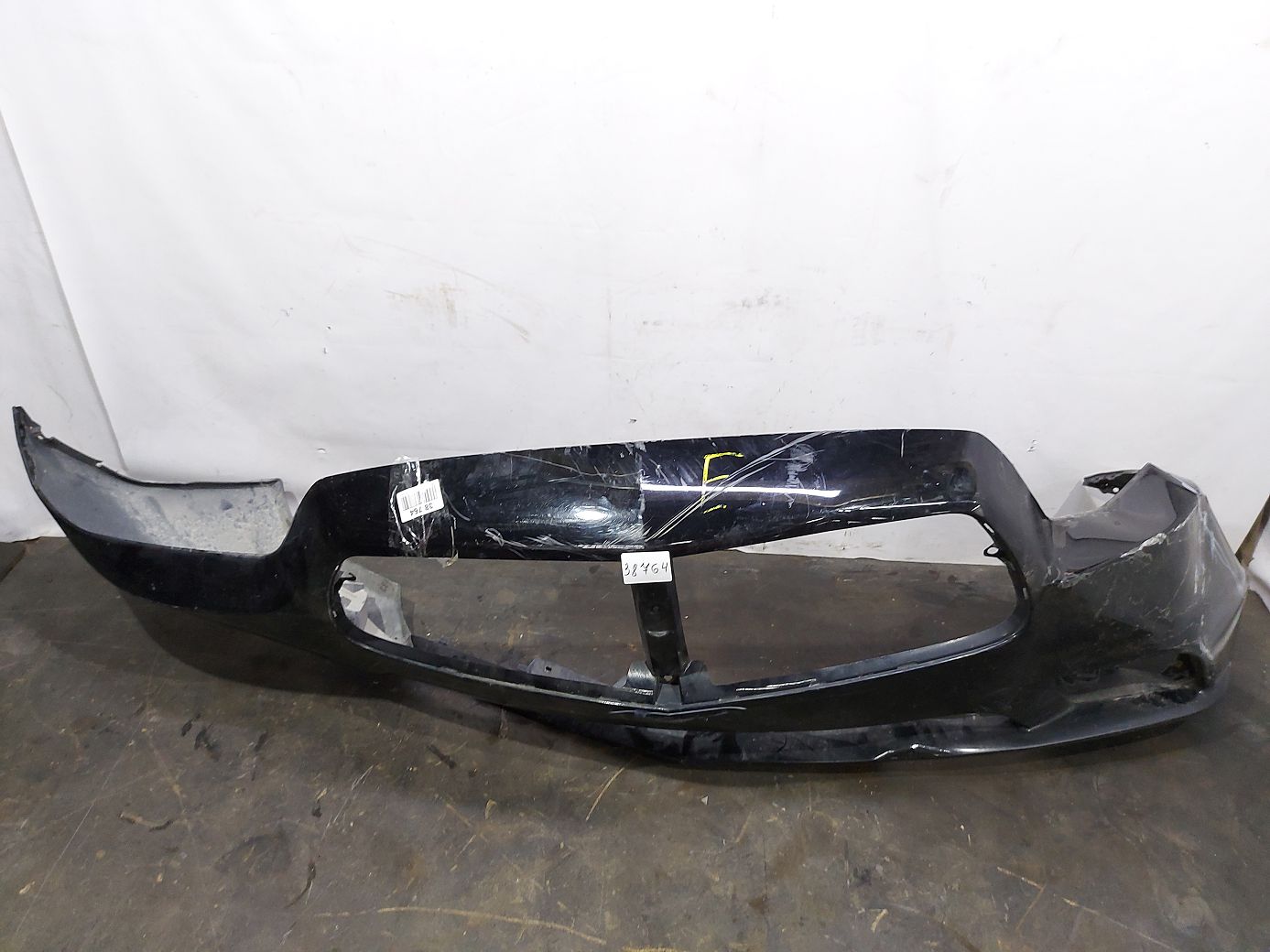 Charger. Бампер передній (загнутий лівий нижній кут, подряпини) Dodge Charger 2011-2014 68092596AA Dodge Charger