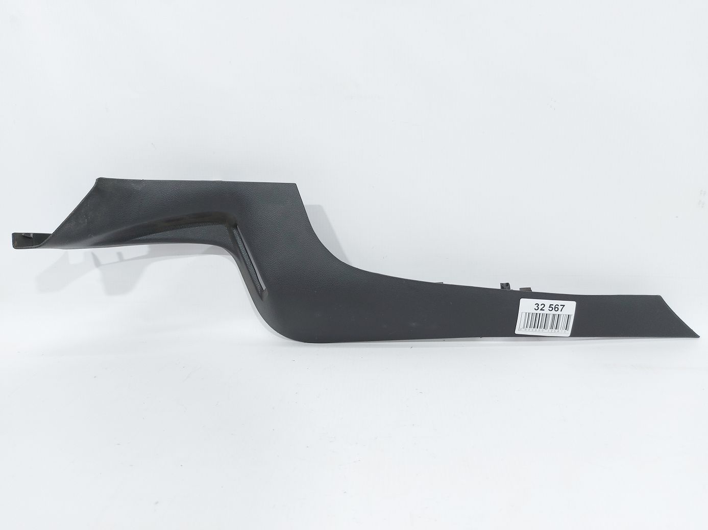 Fiesta sedan. Обшивка багажного отделения нижняя правая Ford Fiesta sedan 2011-2019 BE8Z5446808AB Ford Fiesta sedan