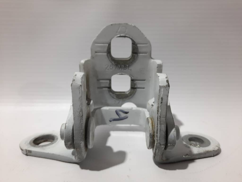 Patriot Петля дверей передньої/задньої правої верхня Jeep Patriot 2007-2017 5074256AB Jeep Patriot 15