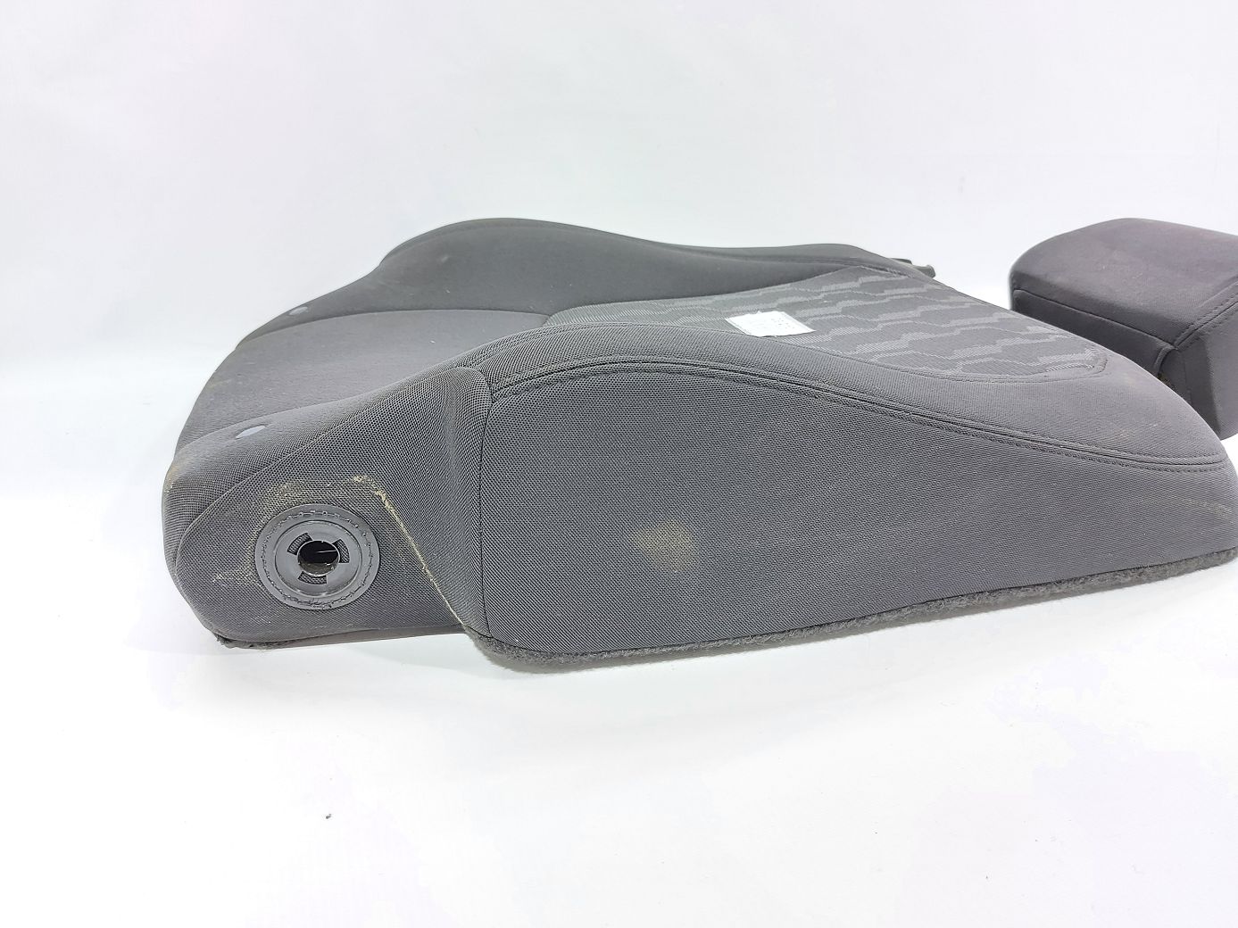 Volt Спинка сидіння заднього ряду права Chevrolet Volt 2013-2015 22970732 Chevrolet Volt 3