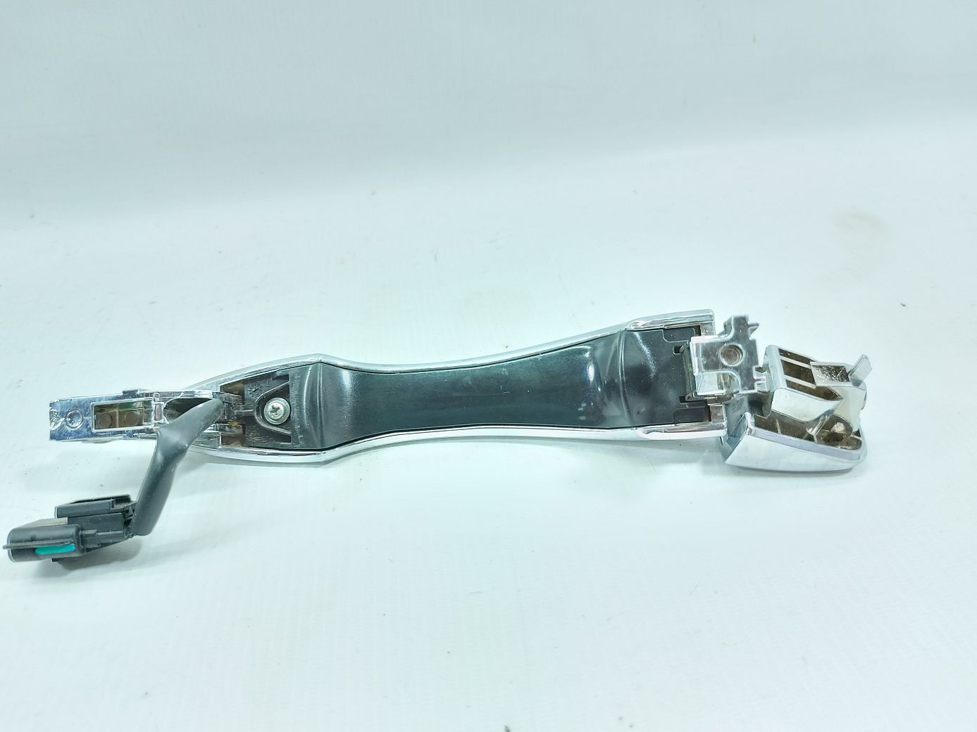 Altima Ручка дверей передньої правої (хром) з безключовим доступом зовнішня Nissan Altima 2013-2018 806403TA3A Nissan Altima 4