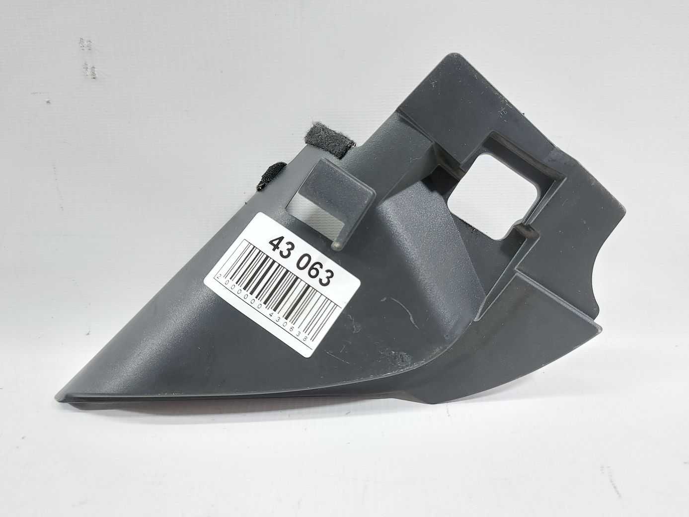 Rogue. Уголок двери передней правой внутренний Nissan Rogue 2014-2017 802924BA0A Nissan Rogue Rogue. Уголок двери передней правой внутренний Nissan Rogue 2014-2017 802924BA0A Nissan Rogue