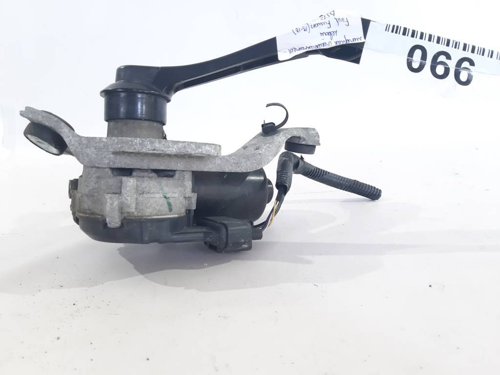 Товары с дефектами Моторчик стеклоочистителя левый (отломана фишка) Ford Fusion 2013-2018 DS7Z17508M Ford Fusion 13