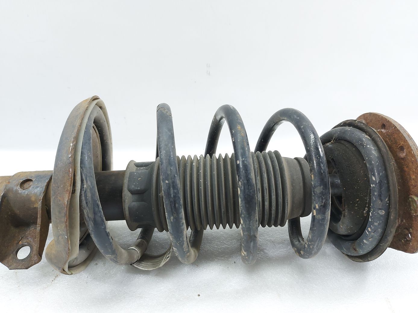 Hhr Стійка амортизатора передня права Chevrolet HHR 2006-2011 20794268 Chevrolet HHR 4