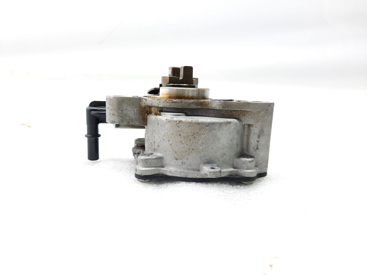 Dart. Вакуумний насос Dodge Dart 2013-2019 05047380AD Dodge Dart