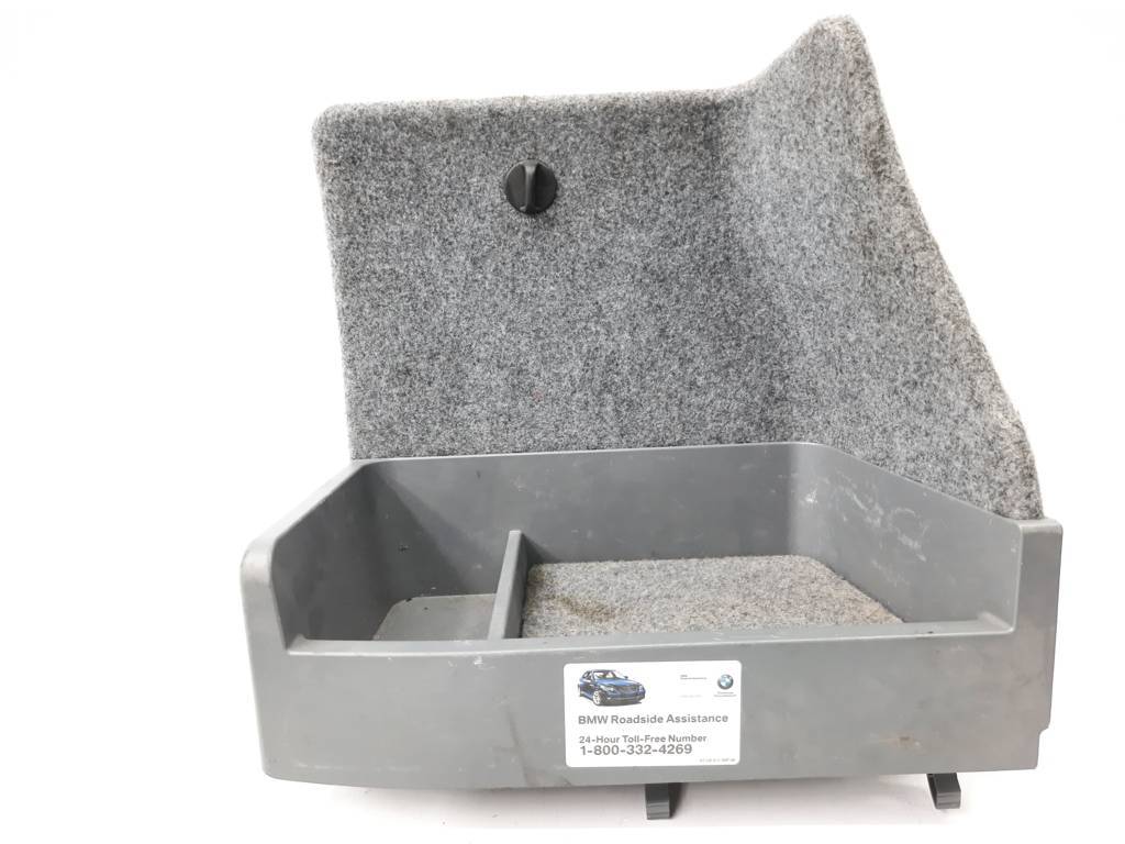 328i xdrive Вставка багажного відділення права BMW 328i xDrive 2006-2011 51477070520 BMW 328i xDrive 3